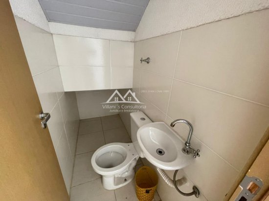 casa-geminada-venda-bandeirinhas-396893